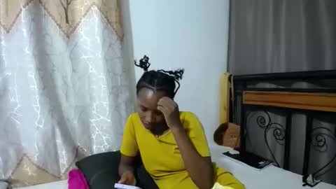 Fay online show from April 2026 06:54:02 PM