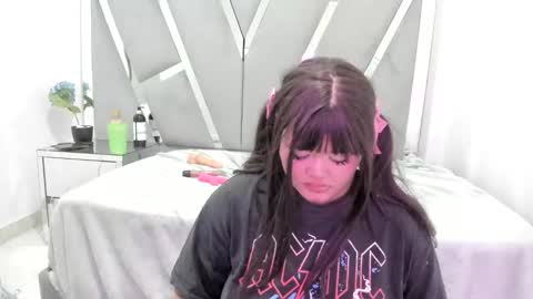 kittyhtx online show from December 2024 08:22:02 AM