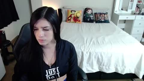 Isabel online show from February 2025 05:37:01 AM