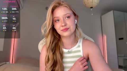 Snapshot of kittyloffe chatting on June 2026 03:08:02 AM Monika online show from June 2026 03:08:02 AM