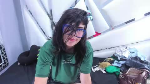 Snapshot of kittylovely__ chatting on January 2025 06:32:02 PM kittylovely online show from January 2025 06:32:02 PM