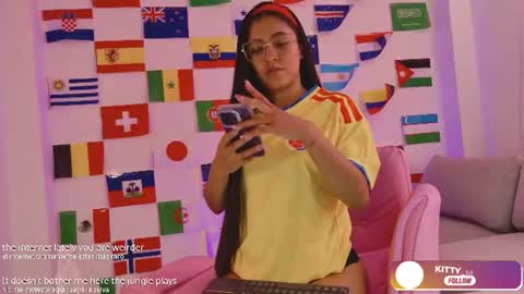 kittymyers_ online show from June 2026 02:40:01 PM