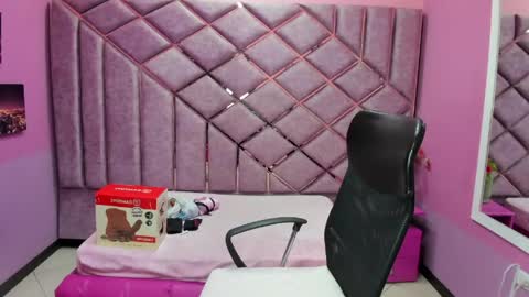 Sarah online show from April 2026 02:56:01 PM