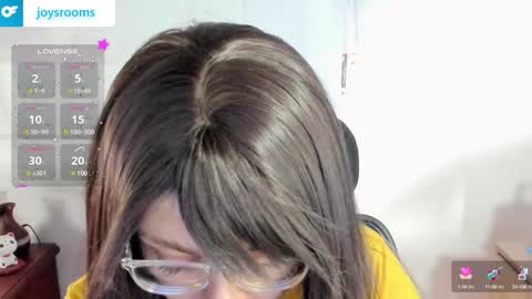 Kitty Trixy online show from December 2024 10:29:02 AM