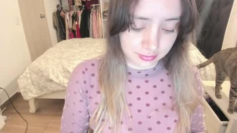 Snapshot of kittywantslove23 chatting on May 2026 02:07:01 AM kittywantslove23 online show from May 2026 02:07:01 AM