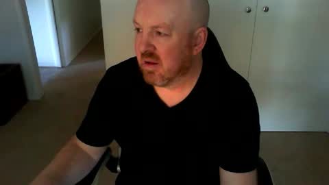 Snapshot of kiwiben45 chatting on June 2026 01:20:02 AM Ben online show from June 2026 01:20:02 AM