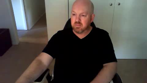 Snapshot of kiwiben45 chatting on June 2026 01:28:02 AM Ben online show from June 2026 01:28:02 AM