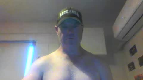 kiwiguy19773 online show from February 2025 07:30:02 AM