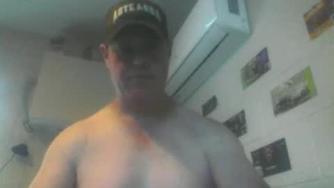 kiwiguy19773 online show from March 2026 12:44:01 AM