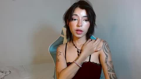 kiyu online show from December 2024 02:42:01 AM