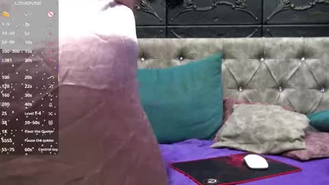 Klara online show from February 2026 04:02:02 PM