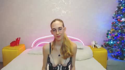 Klary online show from December 2024 03:59:01 PM