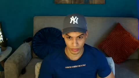 klaton__ online show from October 2025 05:25:01 PM