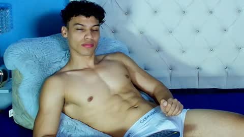 klaton__ online show from March 2026 04:50:02 AM