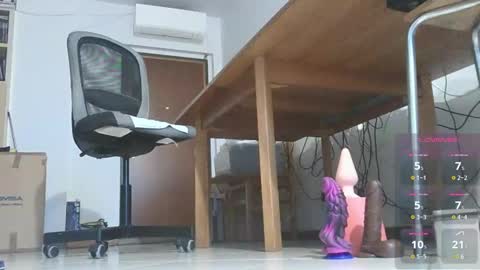 Klaudia online show from December 2024 06:53:01 AM