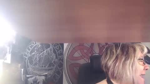 Michelle online show from November 2025 05:24:01 AM