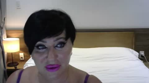 kleo901854860422 online show from June 2026 12:30:01 PM
