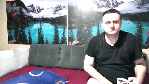 Kleosnow online show from February 2026 07:12:01 AM