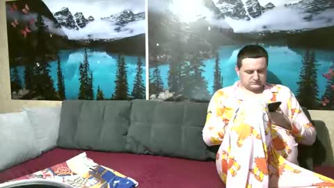 Kleosnow online show from April 2026 07:53:02 AM