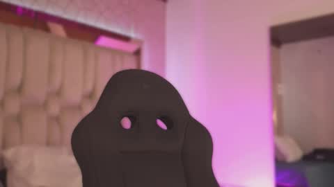   online show from January 2026 08:46:02 PM