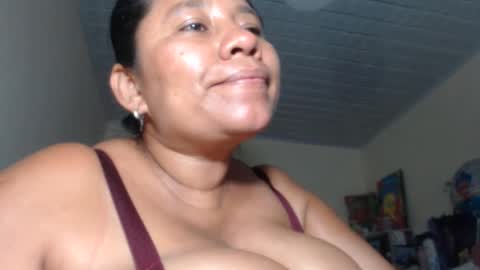 Kloe online show from October 2025 08:53:02 PM