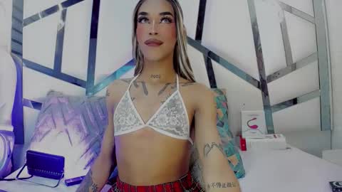 Snapshot of kloe_hh chatting on February 2026 05:14:02 AM Kloe online show from February 2026 05:14:02 AM