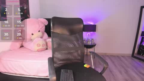 KLOE online show from January 2026 08:32:01 PM