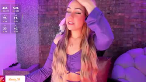 Snapshot of kloey_hoot chatting on September 2025 11:53:01 PM Kloey online show from September 2025 11:53:01 PM