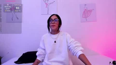 klohe Williams online show from December 2025 12:34:02 PM