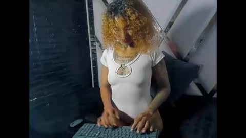 Knela6669 online show from February 2026 08:05:01 PM