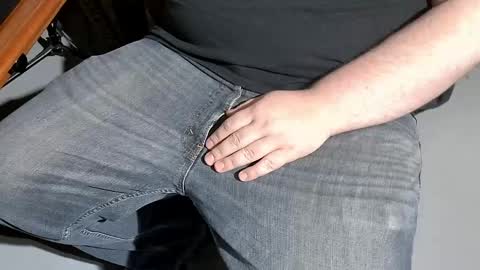 Knezzy online show from June 2026 02:37:02 AM