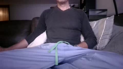 Knight3975 online show from December 2025 02:18:01 AM