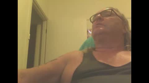 Snapshot of knobout chatting on January 2025 11:00:02 AM knobout online show from January 2025 11:00:02 AM