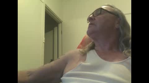 knobout online show from October 2025 08:20:02 AM