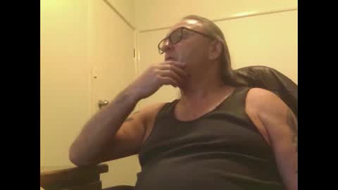 knobout online show from May 2026 11:27:02 AM