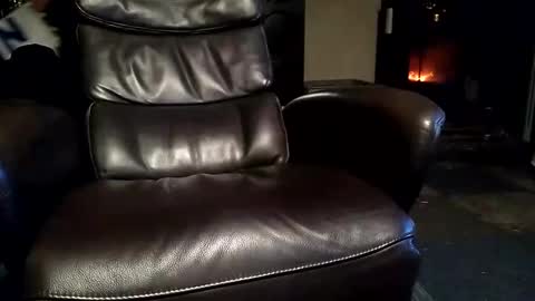 koelie1982 online show from February 2025 10:39:01 PM