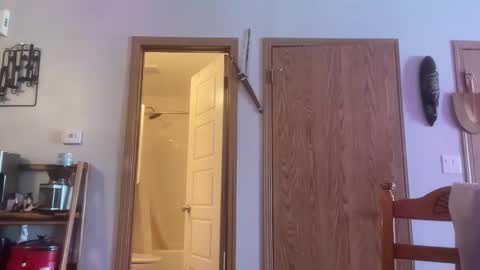 A Dick Ting online show from February 2026 06:14:01 PM