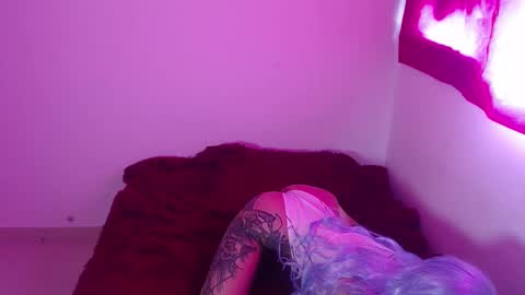 konekokawai online show from February 2026 06:40:02 PM