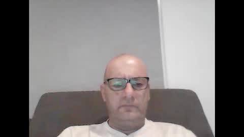 Snapshot of konsty17 chatting on March 2026 09:50:01 PM konsty17 online show from March 2026 09:50:01 PM