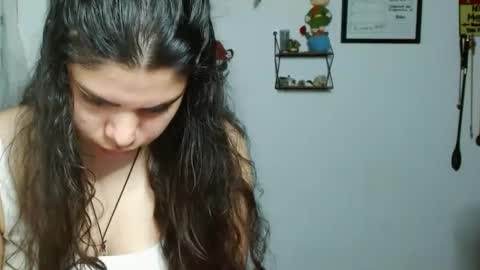 Karoll online show from October 2025 01:55:02 AM