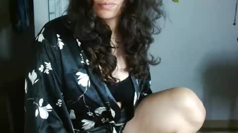 Snapshot of koranikky08 chatting on May 2026 02:06:02 AM Karoll online show from May 2026 02:06:02 AM
