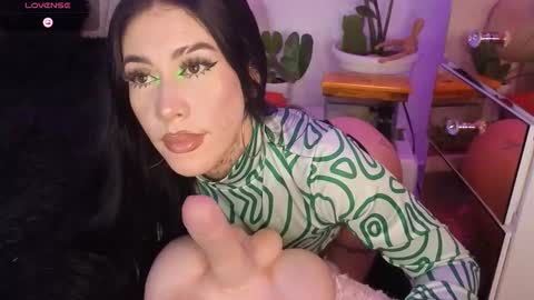 Snapshot of korolovaa chatting on September 2025 09:47:02 PM korolova online show from September 2025 09:47:02 PM