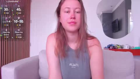 Twiix online show from November 2025 05:15:02 PM