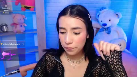 Elizabeth online show from October 2025 07:56:01 PM