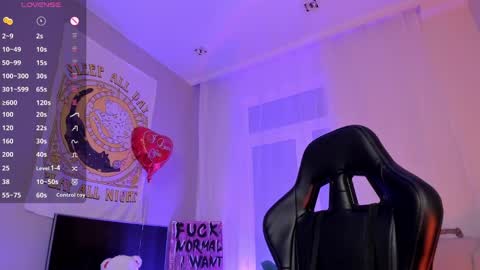 Jess online show from February 2025 11:14:02 PM