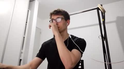 Facu online show from February 2026 06:10:02 AM