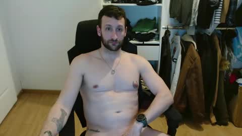 Snapshot of krevett80800 chatting on January 2025 07:18:01 PM krevett80800 online show from January 2025 07:18:01 PM