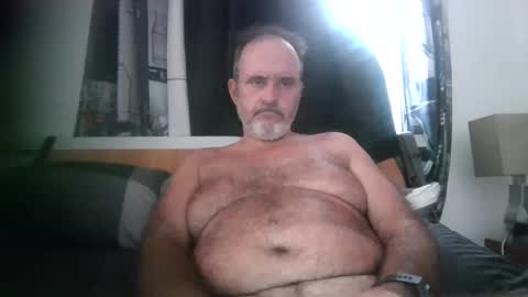 Snapshot of krioscyprus chatting on October 2025 12:12:02 PM Krios online show from October 2025 12:12:02 PM