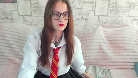 krisdoeill online show from May 2026 02:19:02 AM