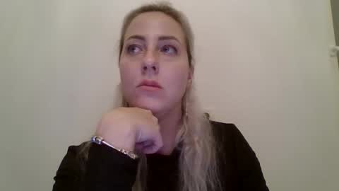 Grace online show from October 2025 05:44:02 PM